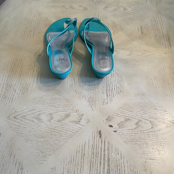 Impo Aqua Sandals - Picture 3 of 3